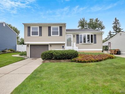 35 Autumnwood Dr