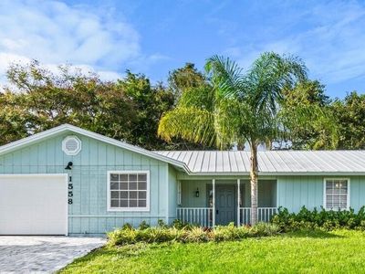 1558 SE Pitcher Road