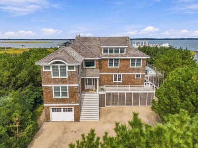 824 Dune Rd
