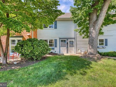 805 Yardley Cmns