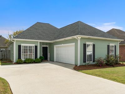 Property at 1167 Amberley Woods Dr, Helena, AL