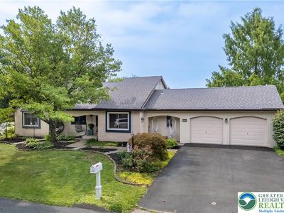 Property at 8138 Pheasant Run, Fogelsville, PA