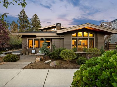 2294 NW High Lakes Loop