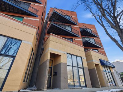 4002 S Western Ave #2