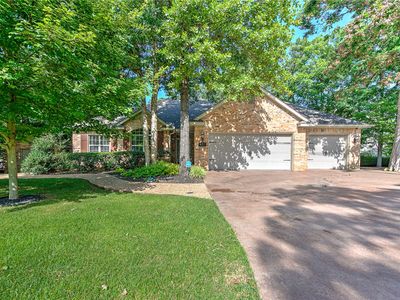 7 Granshire Dr