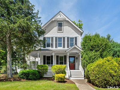 170 New Canaan Avenue