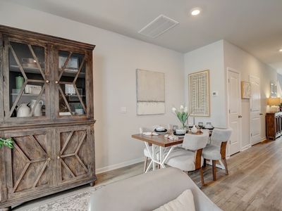 1456 Lexington Way