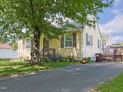 37 Marion Avenue