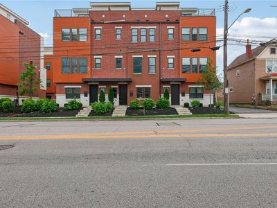3908 Edwards #B