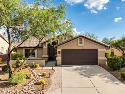 1892 E Cliff Swallow Trl