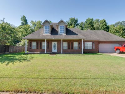 1243 Je Blaydes Pkwy