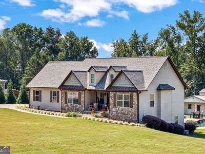 Property at 300 Stone Creek Dr, Hull, GA