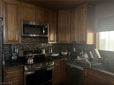 5820 La Jolla Way