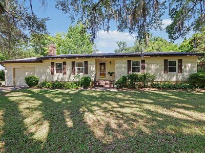 3001 Lang Dr