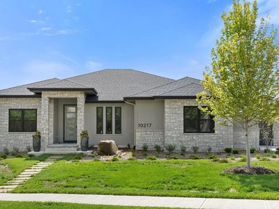 10217 S 183rd Avenue Cir