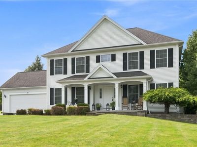 25 Mission Hill Dr