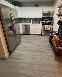 7100 NW 17th St APT 421