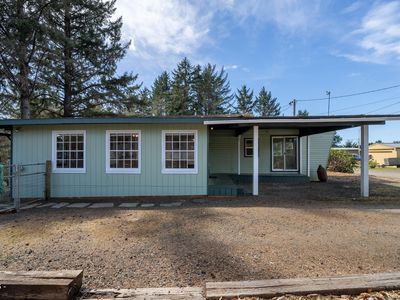 2317 Martin Ave W