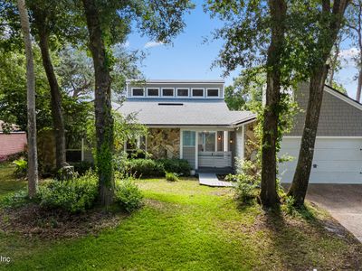 1833 TIERRA VERDE Drive