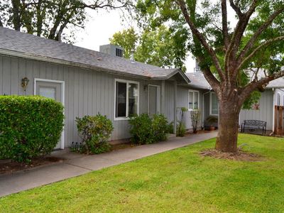 1636 Leonard Rd #A & B