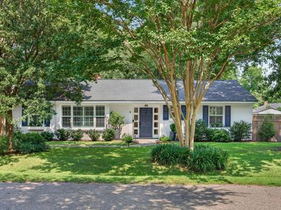 4 Ashdale Dr