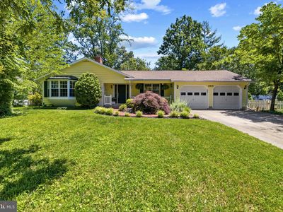 1915 Dulaney Pl
