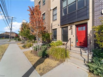 11206 N Park Pl #4
