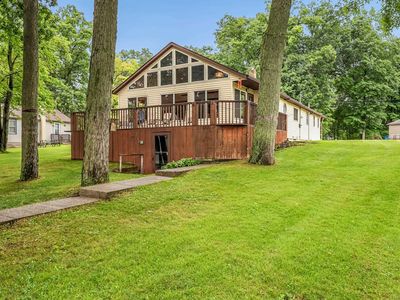 1932 W Parklane Ln