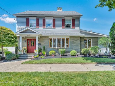 220 Linden St