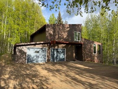 561 Iliamna Pl
