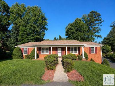292 Robinhood Rd