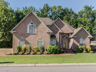300 Artesa Dr