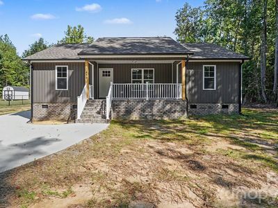 1825 Hollywood Dr