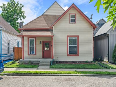 1906 Charles St