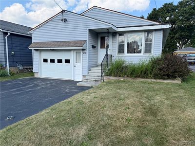250 Martin St