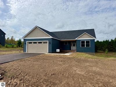 Property at 8552 S Olivia Dr, Maple City, MI