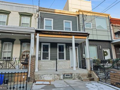 2037 E Cumberland St