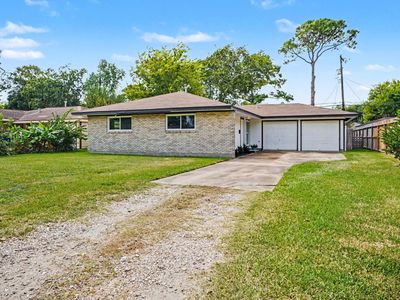 Property at 1317 Natchez Dr, Texas City, TX