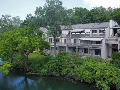1407 Lake Shore Dr #139