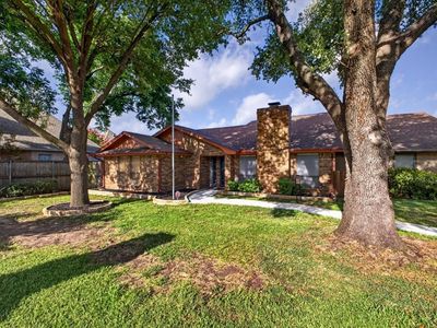 646 Saint Charles Ct