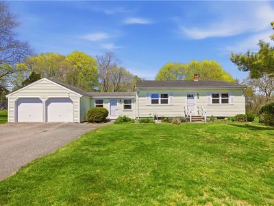 Property at 70 Carter Dr, Portsmouth, RI