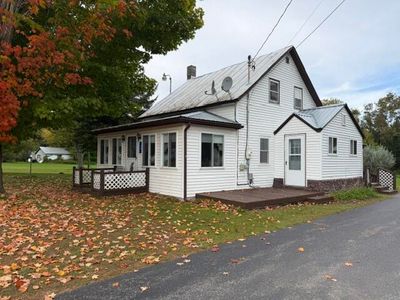 64 Davison Rd