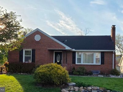 411 Greenwood Ave