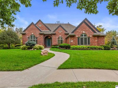 3825 S 179th Ter