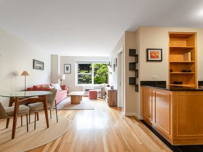 440 E 79th St APT 4M