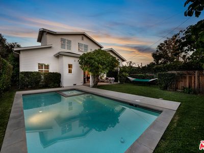 419 S Griffith Park Dr