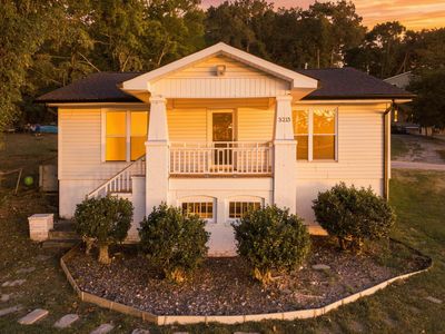 3215 Navajo Dr