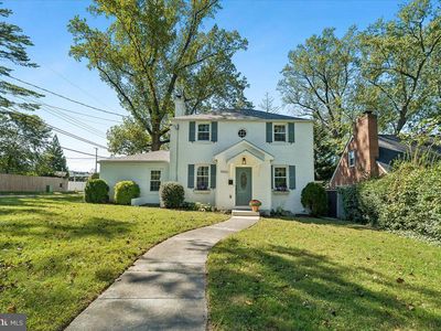 9500 Woodland Dr