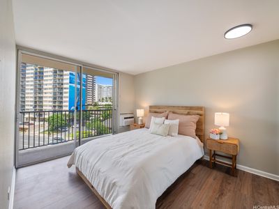 1911 Kalakaua Ave APT 503