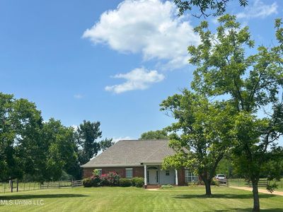 380 Green Acres Dr